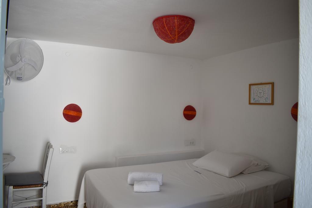 Andriani's Guest house 2*